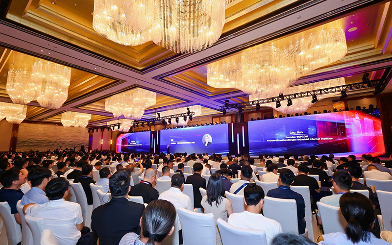 南宫NG28宣布全球首个流程工业可信大模子TPT 2，，，，，，“工业AI数据同盟”同步建设